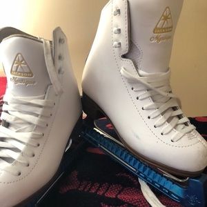 Kids Ice Skates